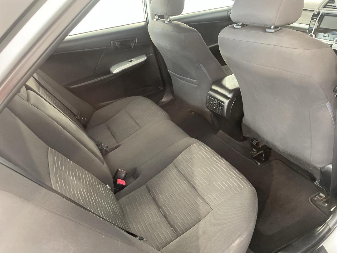 Photo '20' of Toyota Camry