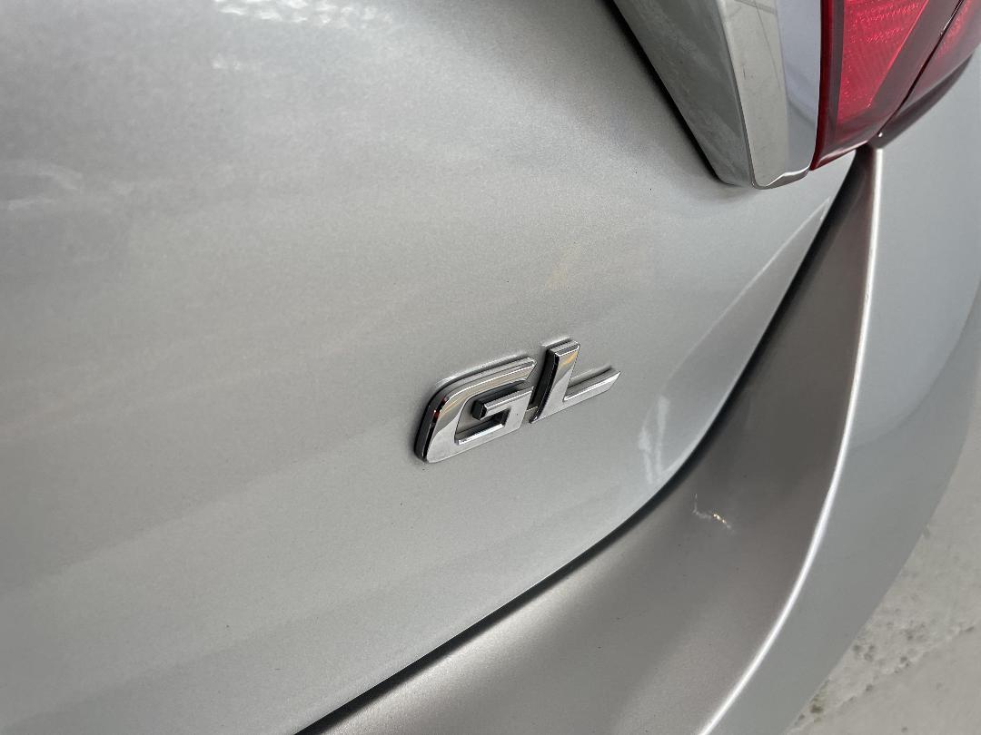 Photo '35' of Toyota Camry