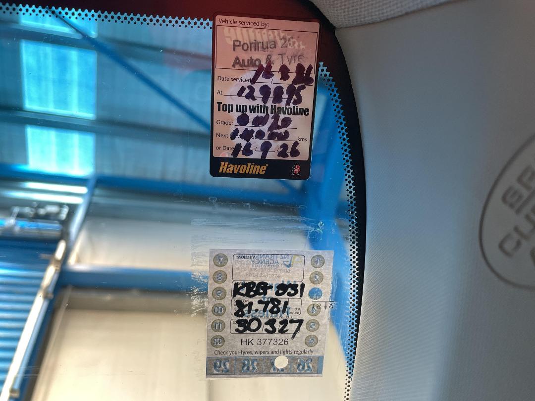 Photo '32' of Toyota Camry Photo '32' of Toyota Camry