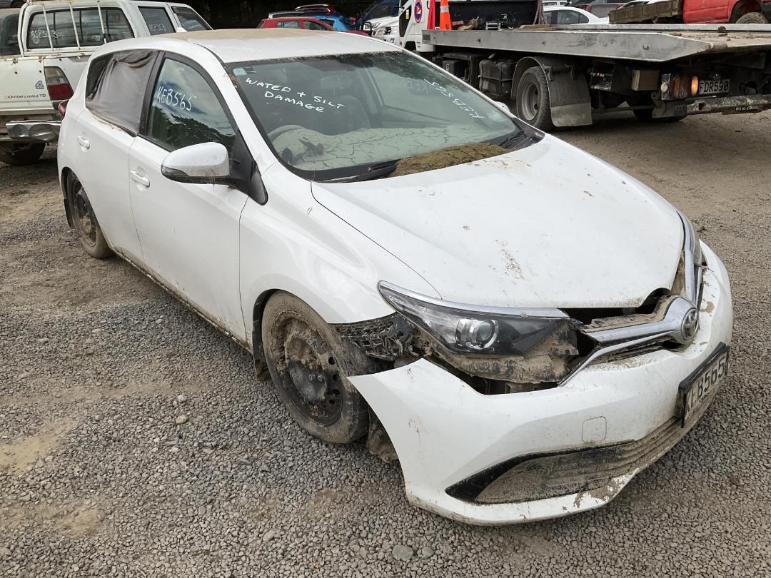 Damaged Toyota Corolla GX 2016 in Wellington Seaview at Turners