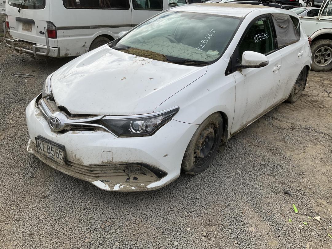 Damaged Toyota Corolla GX 2016 in Wellington Seaview at Turners