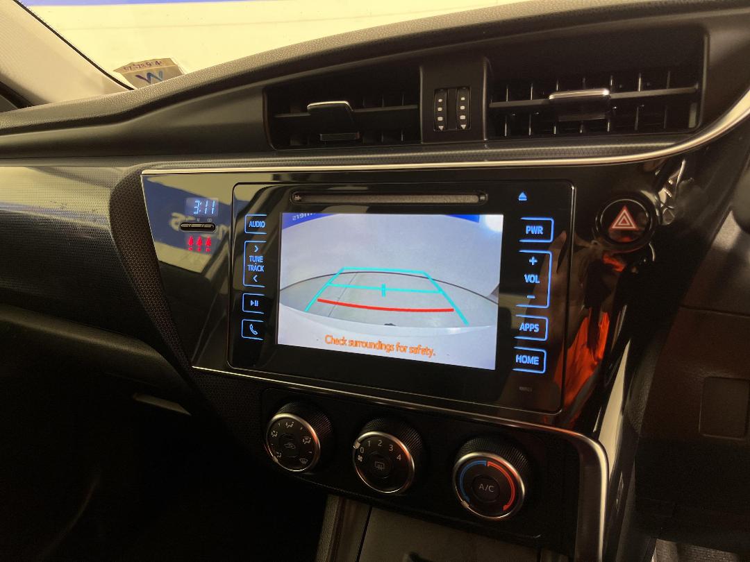 Photo '25' of Toyota Corolla Photo '25' of Toyota Corolla