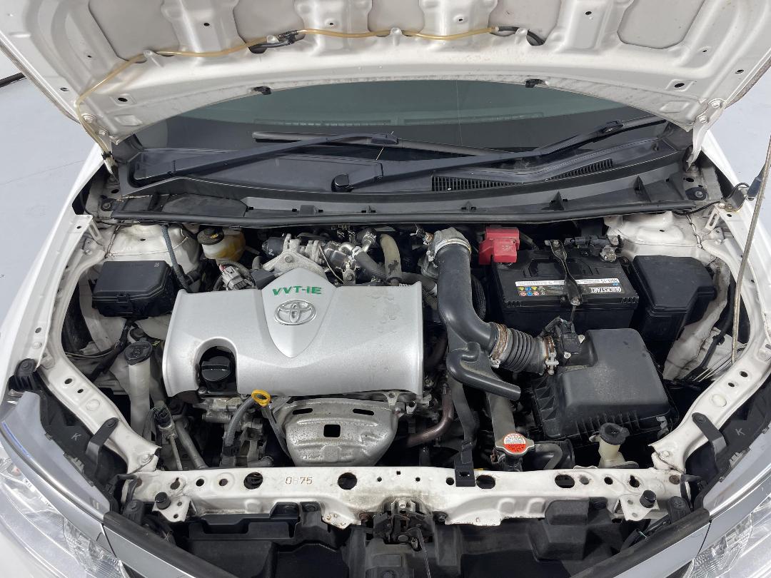 Photo '13' of Toyota Corolla