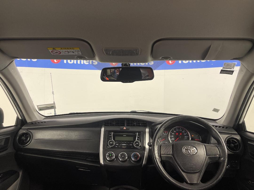 Photo '17' of Toyota Corolla