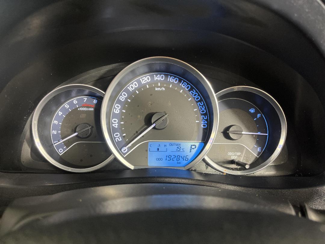 Photo '21' of Toyota Corolla Photo '21' of Toyota Corolla