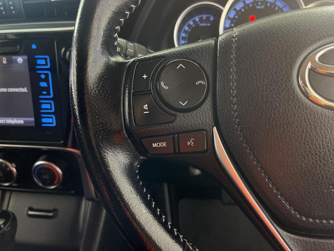 Photo '24' of Toyota Corolla Photo '24' of Toyota Corolla