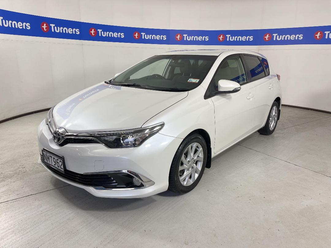 Photo '4' of Toyota Corolla Photo '4' of Toyota Corolla