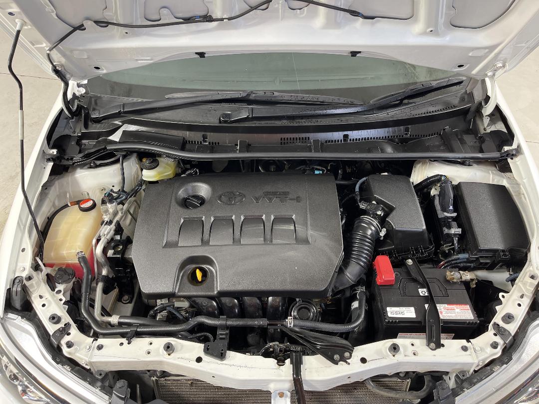 Photo '13' of Toyota Corolla Photo '13' of Toyota Corolla