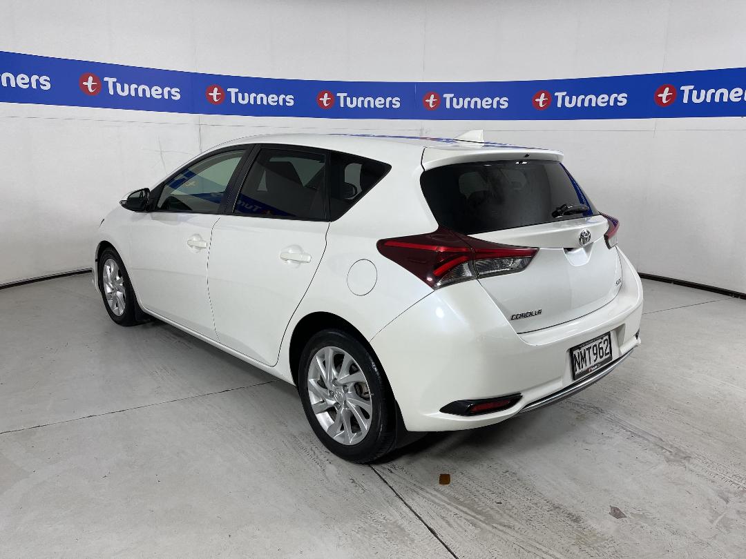 Photo '5' of Toyota Corolla Photo '5' of Toyota Corolla