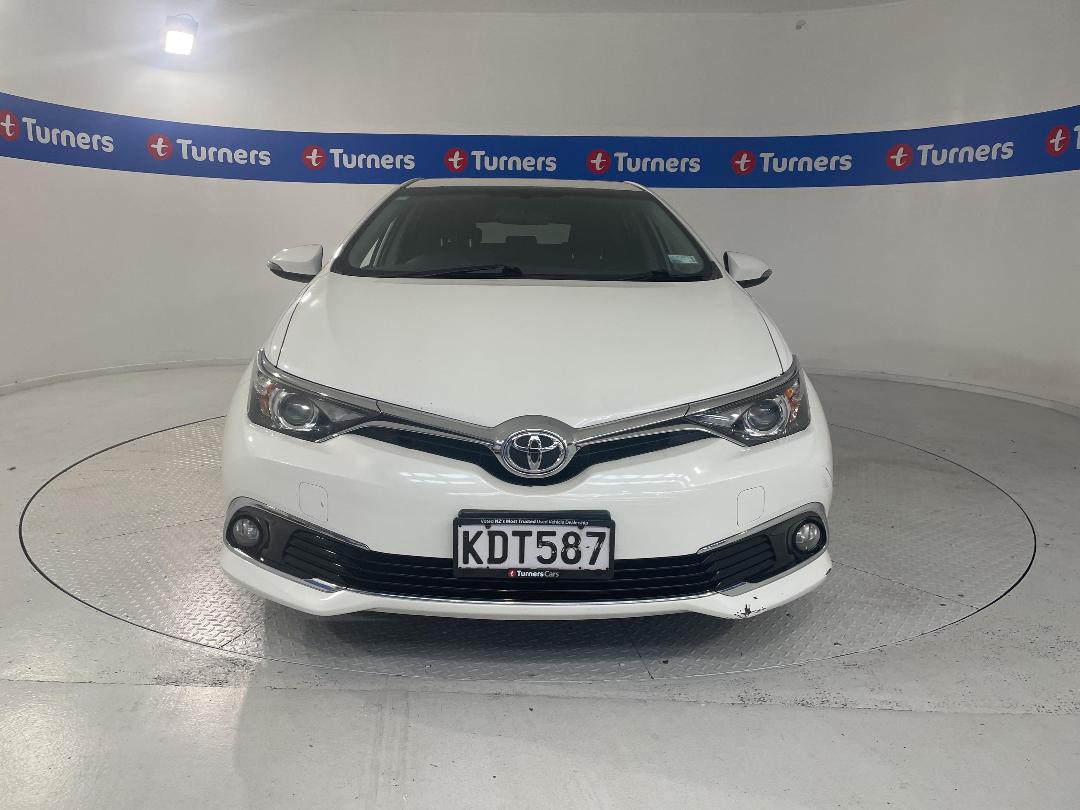 Photo '2' of Toyota Corolla