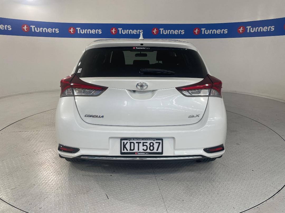 Photo '6' of Toyota Corolla