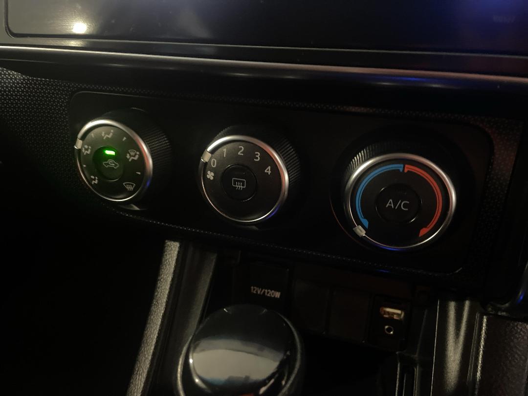 Photo '30' of Toyota Corolla