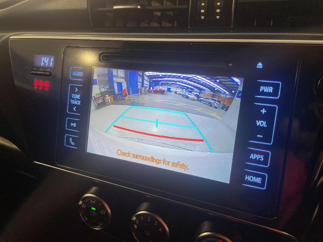 Photo '29' of Toyota Corolla