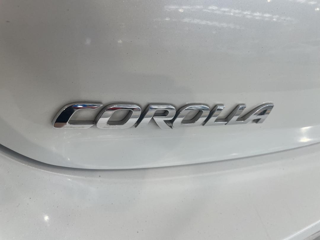 Photo '35' of Toyota Corolla