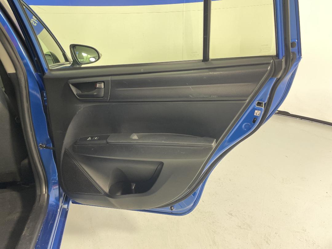 Photo '19' of Toyota Corolla