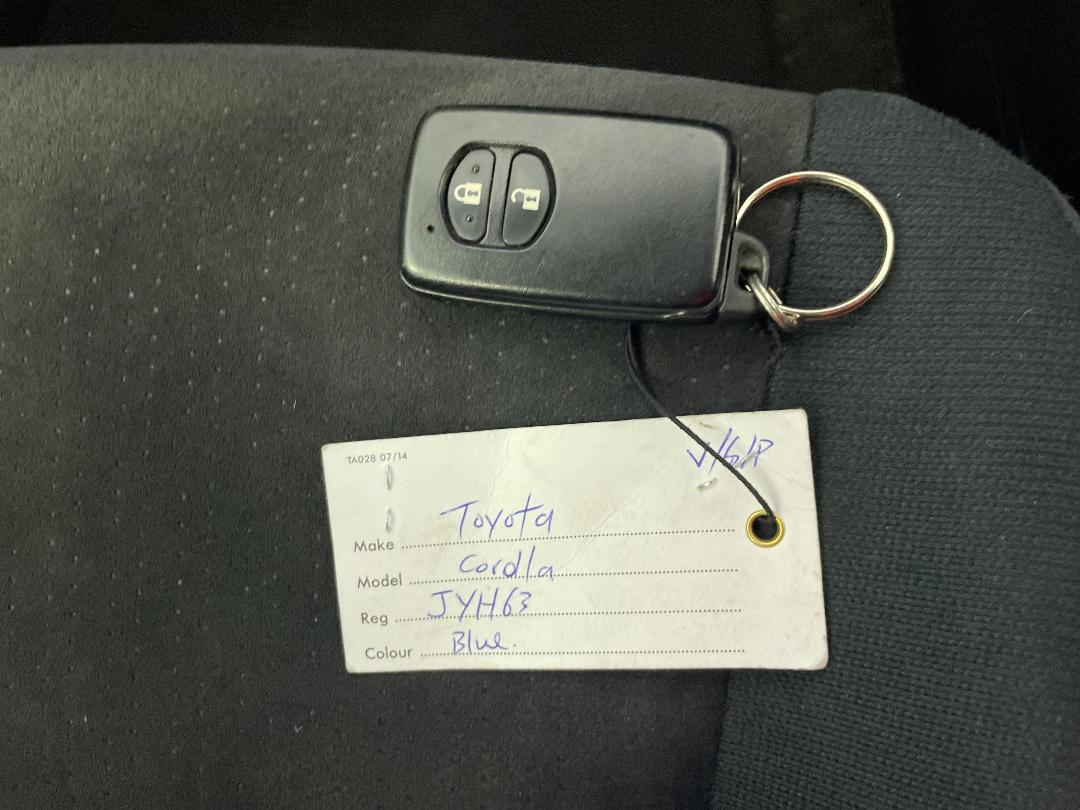 Photo '22' of Toyota Corolla