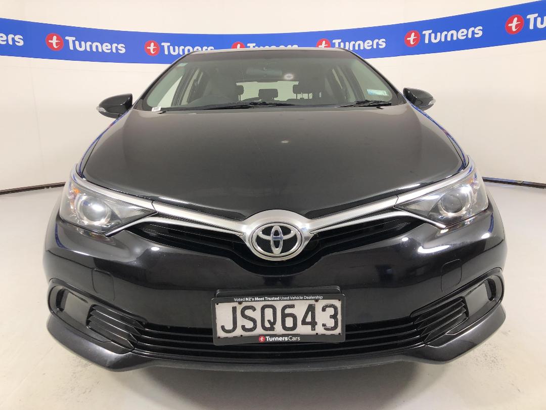 Photo '2' of Toyota Corolla Photo '2' of Toyota Corolla