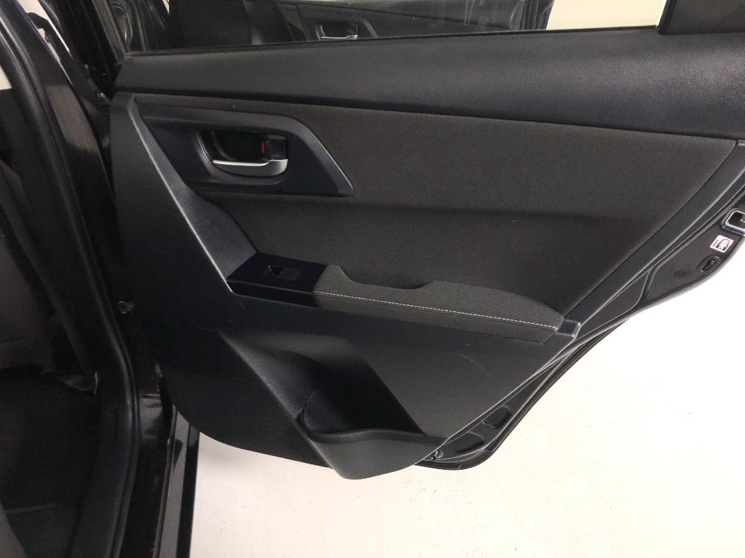 Photo '19' of Toyota Corolla Photo '19' of Toyota Corolla