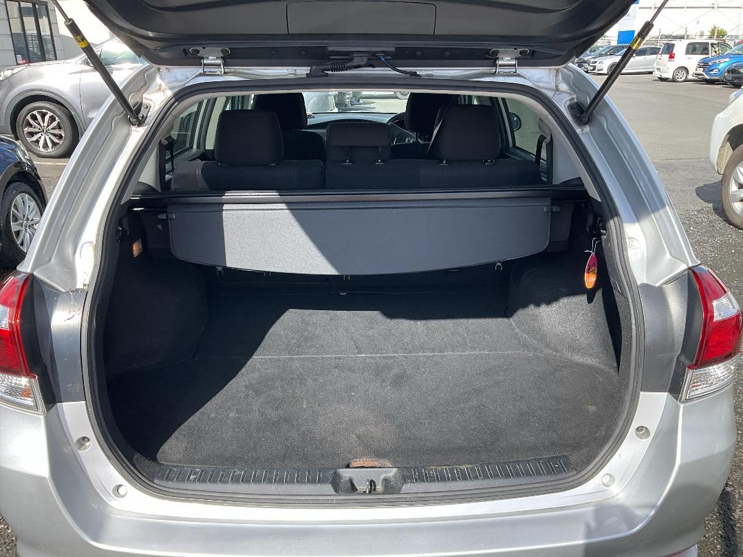 Photo '6' of Toyota Corolla Fielder Photo '6' of Toyota Corolla Fielder