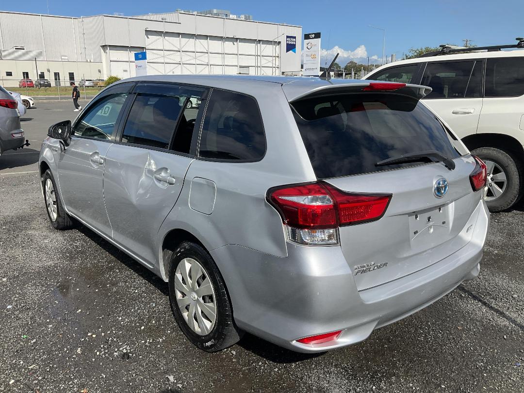 Photo '4' of Toyota Corolla Fielder Photo '4' of Toyota Corolla Fielder