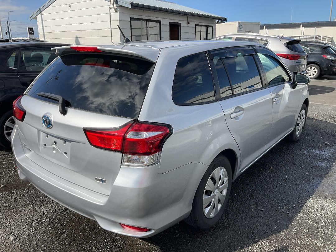 Photo '7' of Toyota Corolla Fielder Photo '7' of Toyota Corolla Fielder