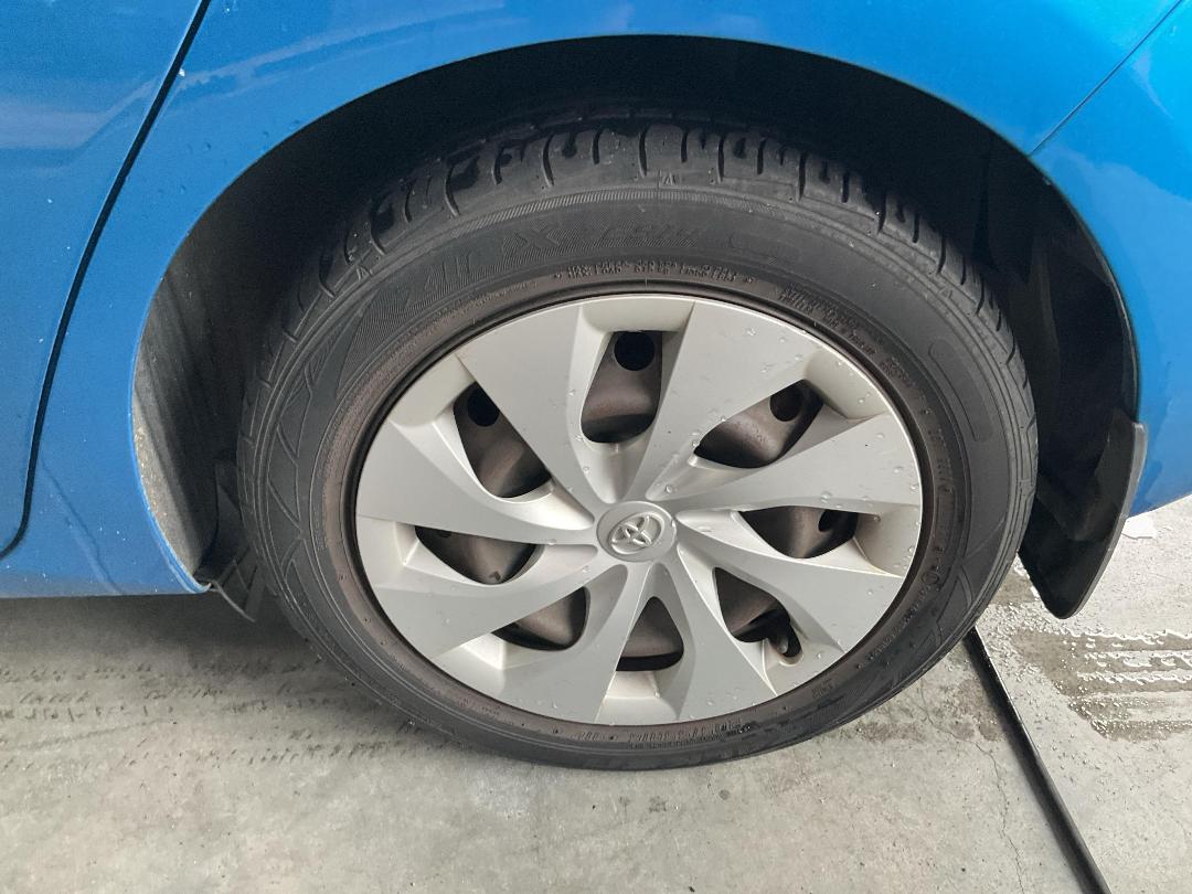 Photo '12' of Toyota Corolla GX Photo '12' of Toyota Corolla GX