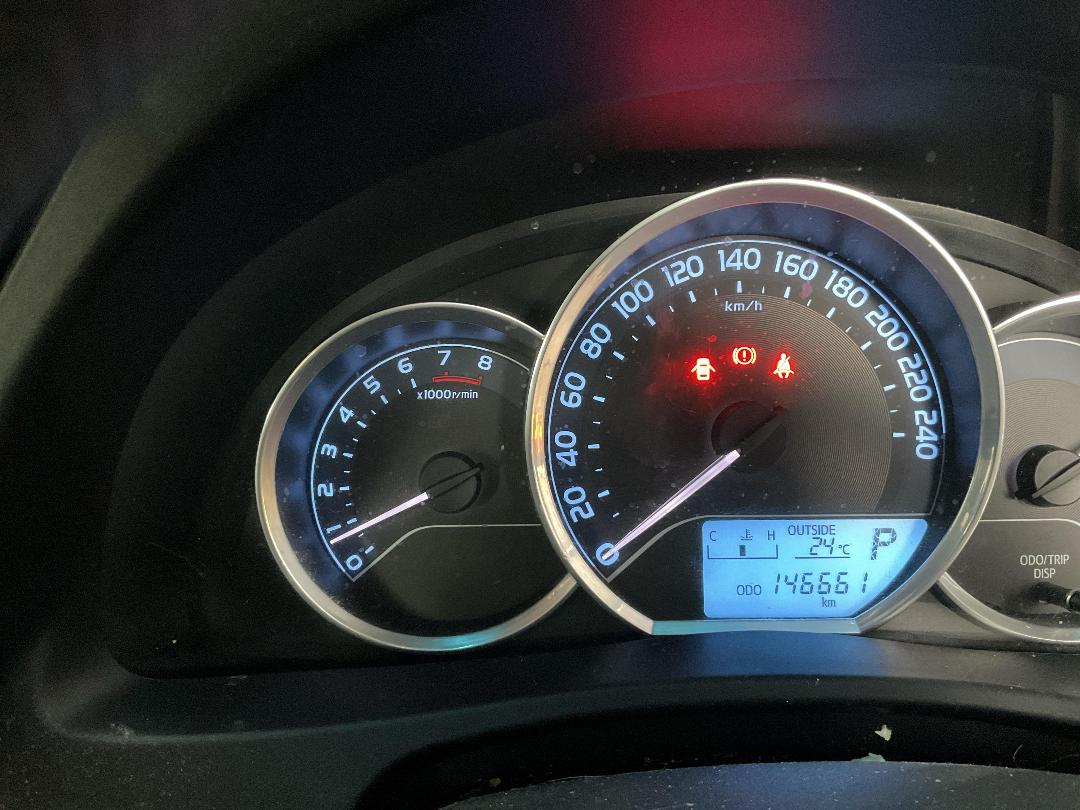 Photo '13' of Toyota Corolla GX Photo '13' of Toyota Corolla GX