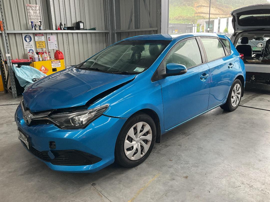 Photo '2' of Toyota Corolla GX Photo '2' of Toyota Corolla GX