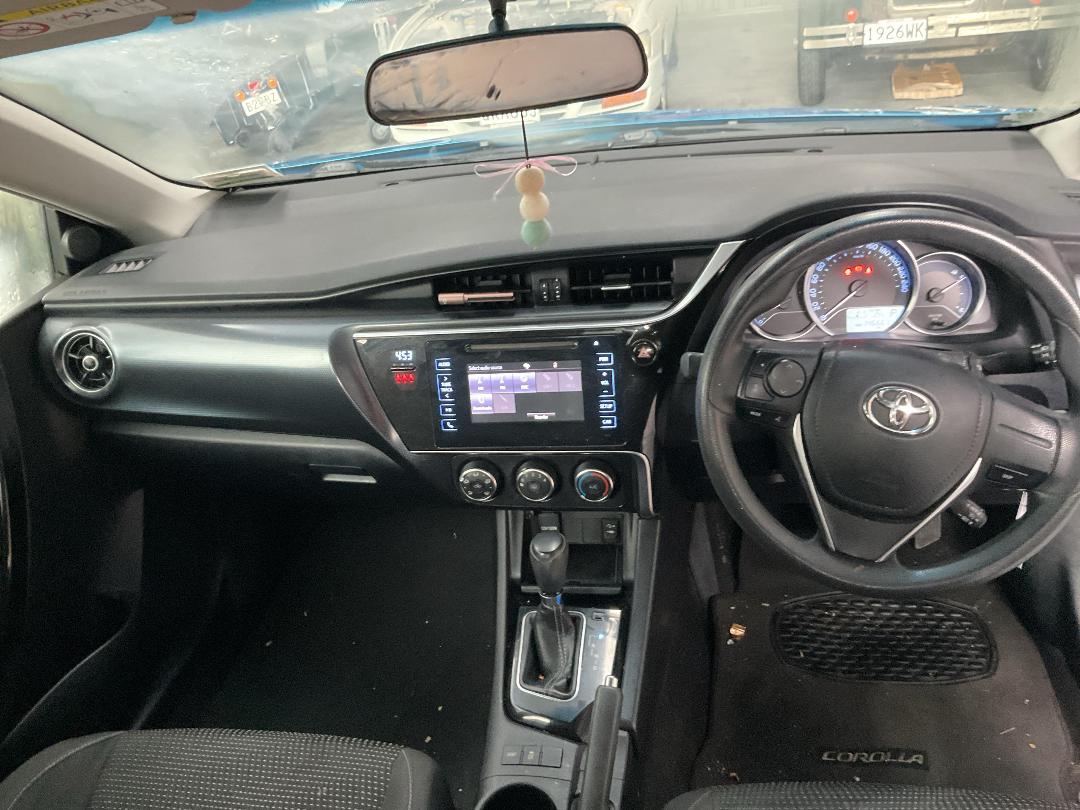 Photo '15' of Toyota Corolla GX Photo '15' of Toyota Corolla GX