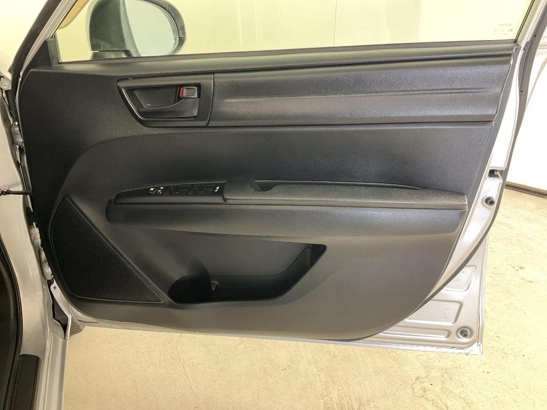 Photo '15' of Toyota Corolla Photo '15' of Toyota Corolla