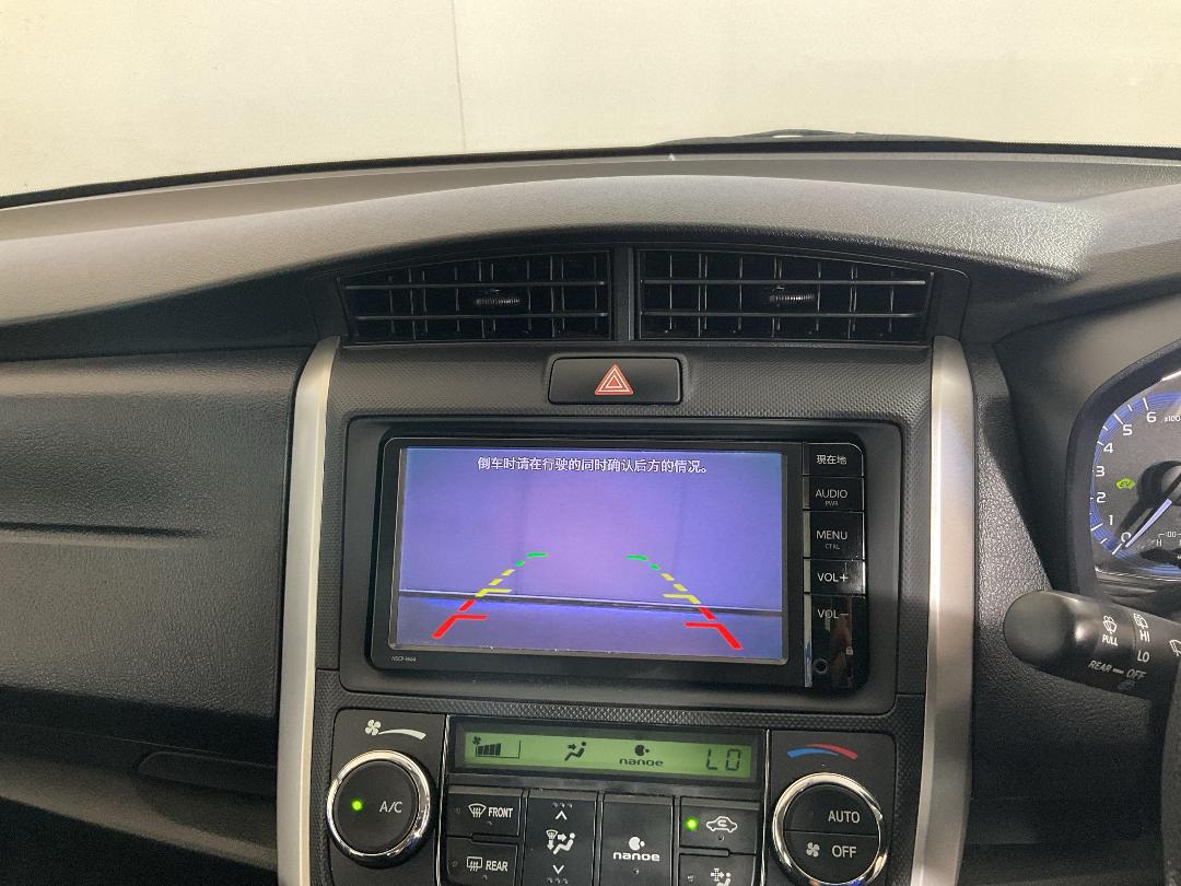 Photo '28' of Toyota Corolla Photo '28' of Toyota Corolla