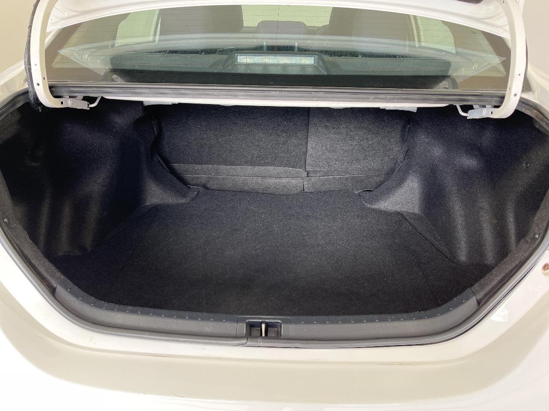 Photo '14' of Toyota Corolla