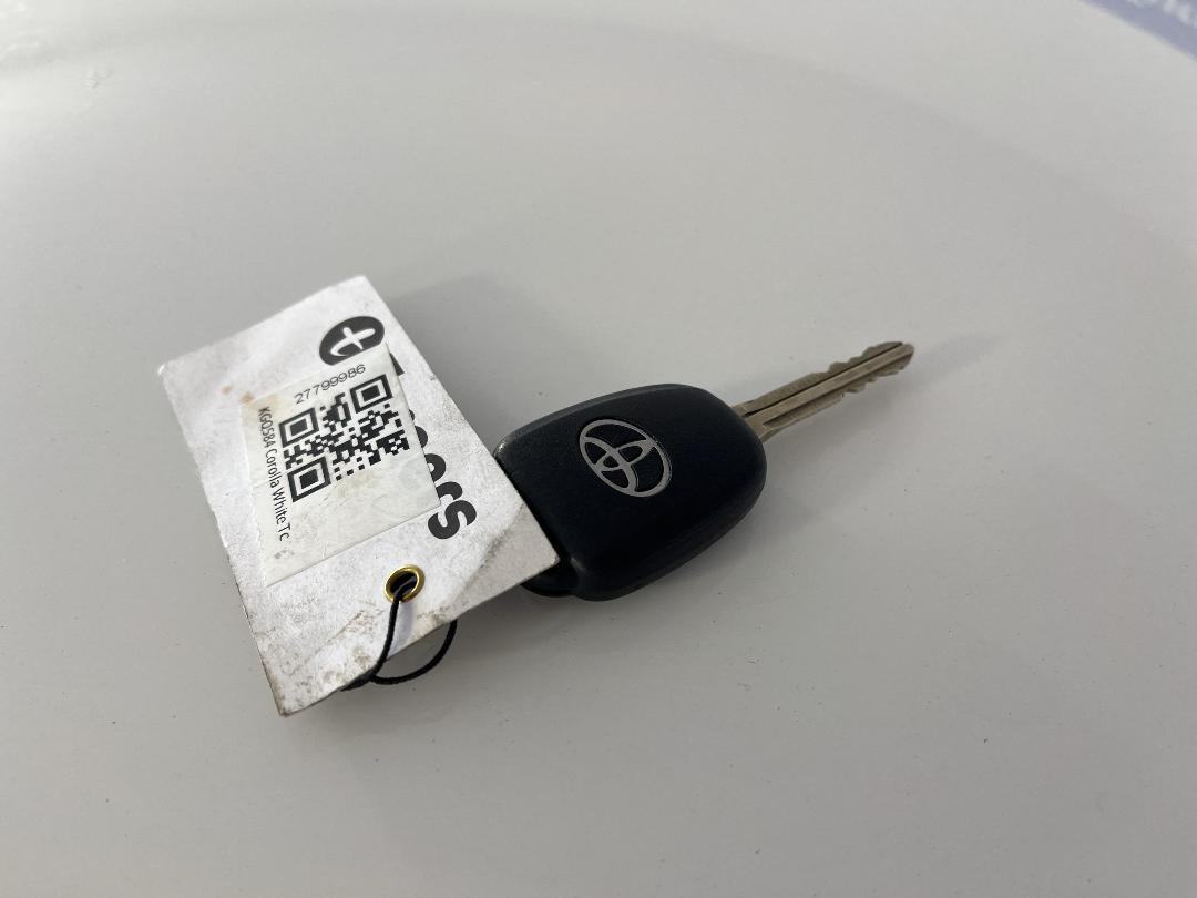 Photo '22' of Toyota Corolla