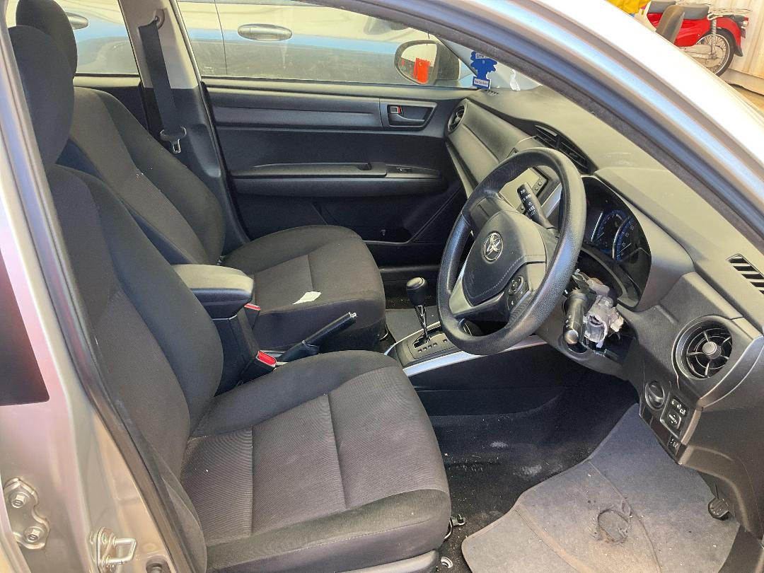 Photo '7' of Toyota Corolla Fielder Hybrid Photo '7' of Toyota Corolla Fielder Hybrid