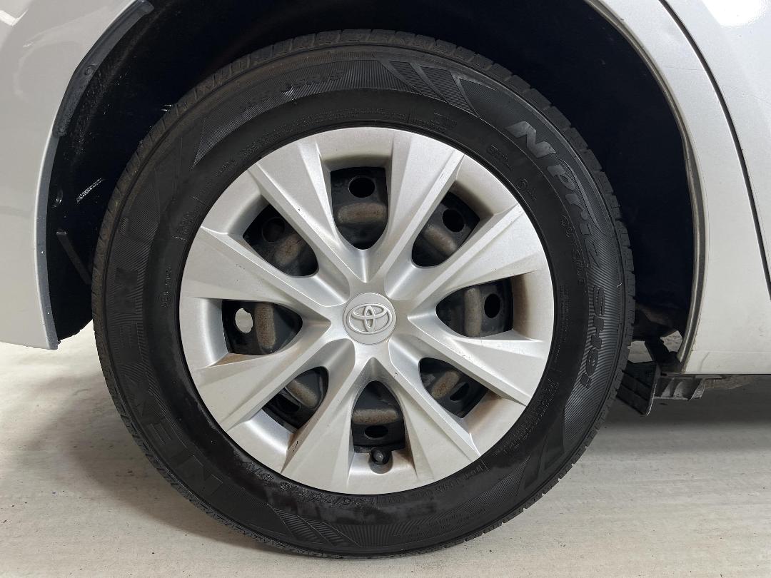 Photo '12' of Toyota Corolla Photo '12' of Toyota Corolla