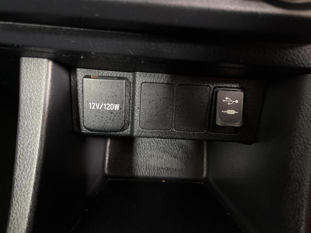 Photo '32' of Toyota Corolla Photo '32' of Toyota Corolla