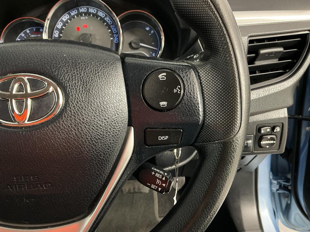 Photo '24' of Toyota Corolla Photo '24' of Toyota Corolla