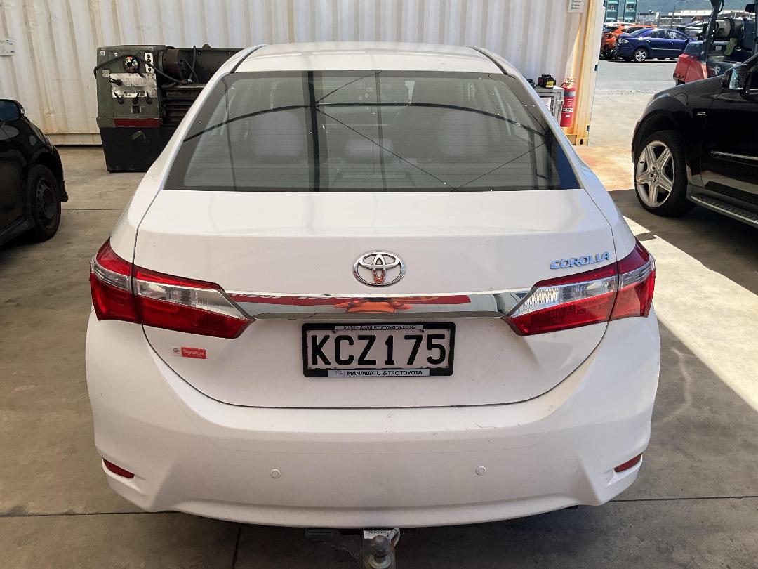 Photo '4' of Toyota Corolla GX Photo '4' of Toyota Corolla GX