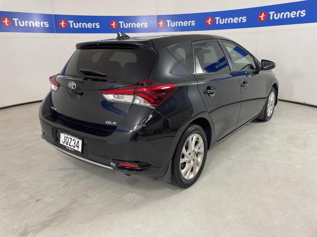 Photo '7' of Toyota Corolla Photo '7' of Toyota Corolla