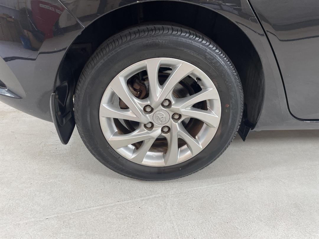 Photo '12' of Toyota Corolla Photo '12' of Toyota Corolla