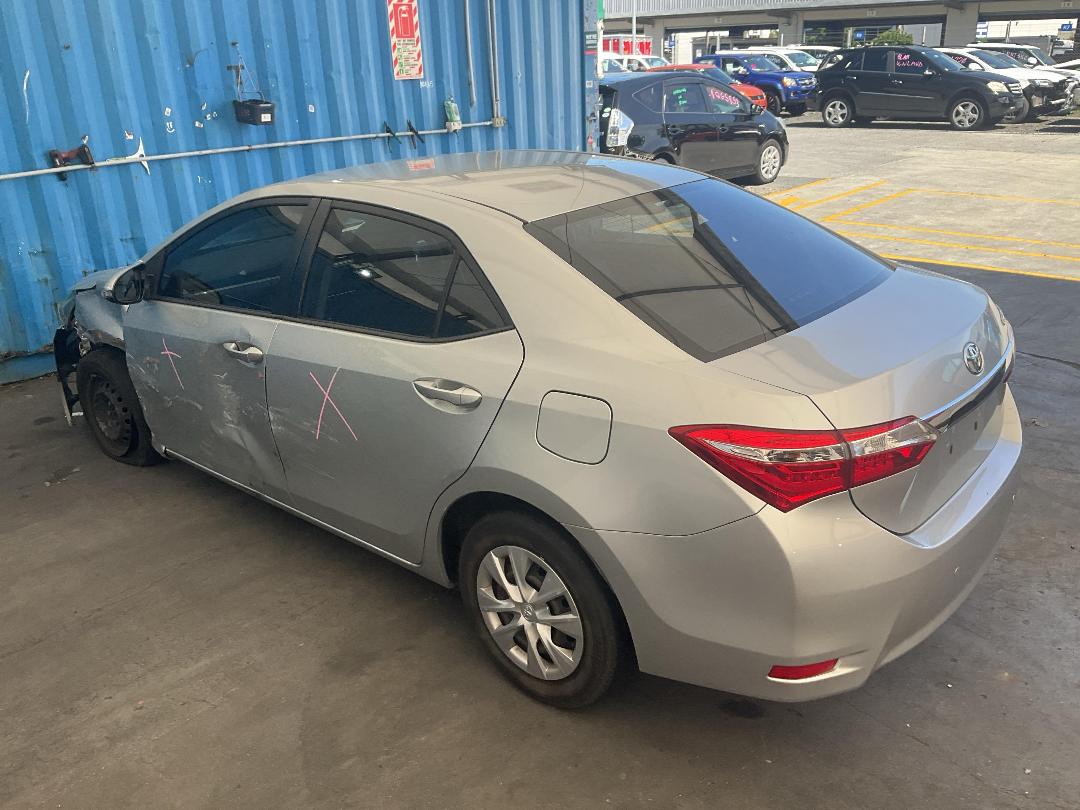 Photo '10' of Toyota Corolla GX Photo '10' of Toyota Corolla GX