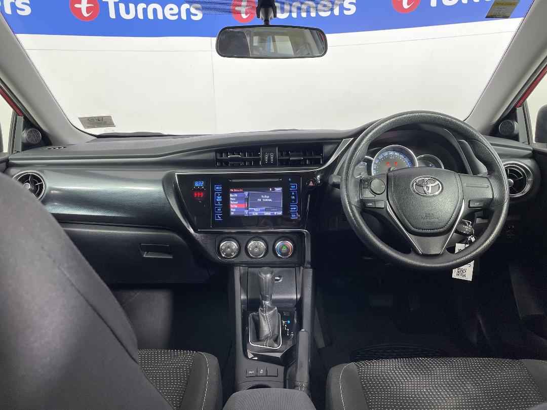 Photo '17' of Toyota Corolla Photo '17' of Toyota Corolla