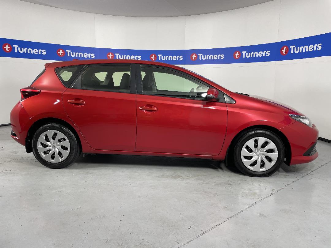 Photo '23' of Toyota Corolla Photo '23' of Toyota Corolla