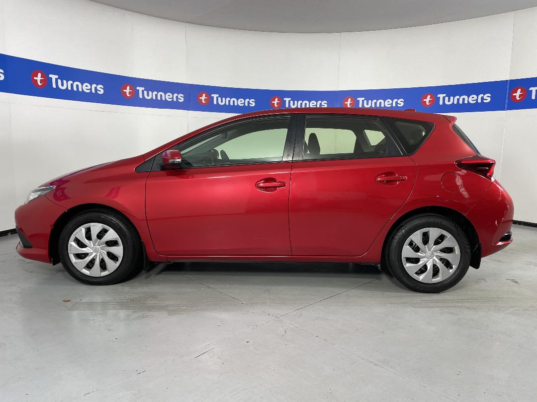 Photo '24' of Toyota Corolla Photo '24' of Toyota Corolla