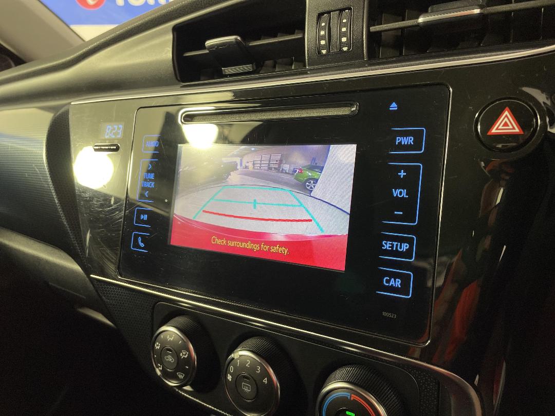 Photo '28' of Toyota Corolla Photo '28' of Toyota Corolla