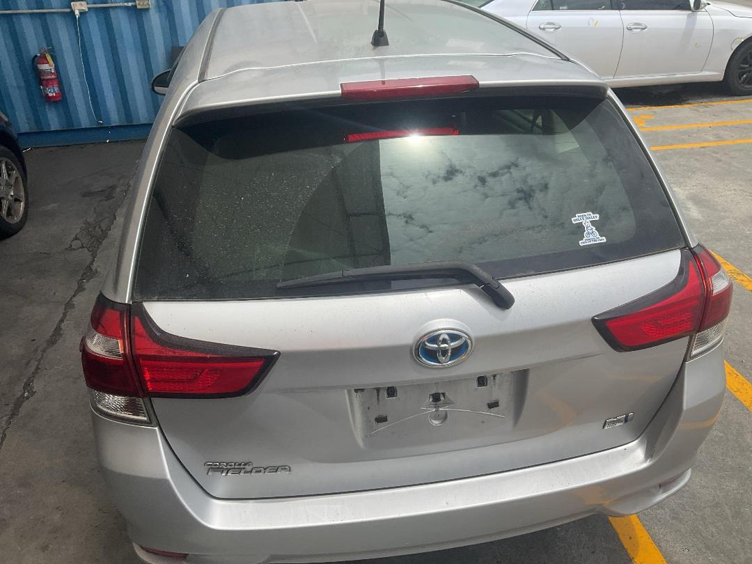 Photo '10' of Toyota Corolla Fielder Photo '10' of Toyota Corolla Fielder