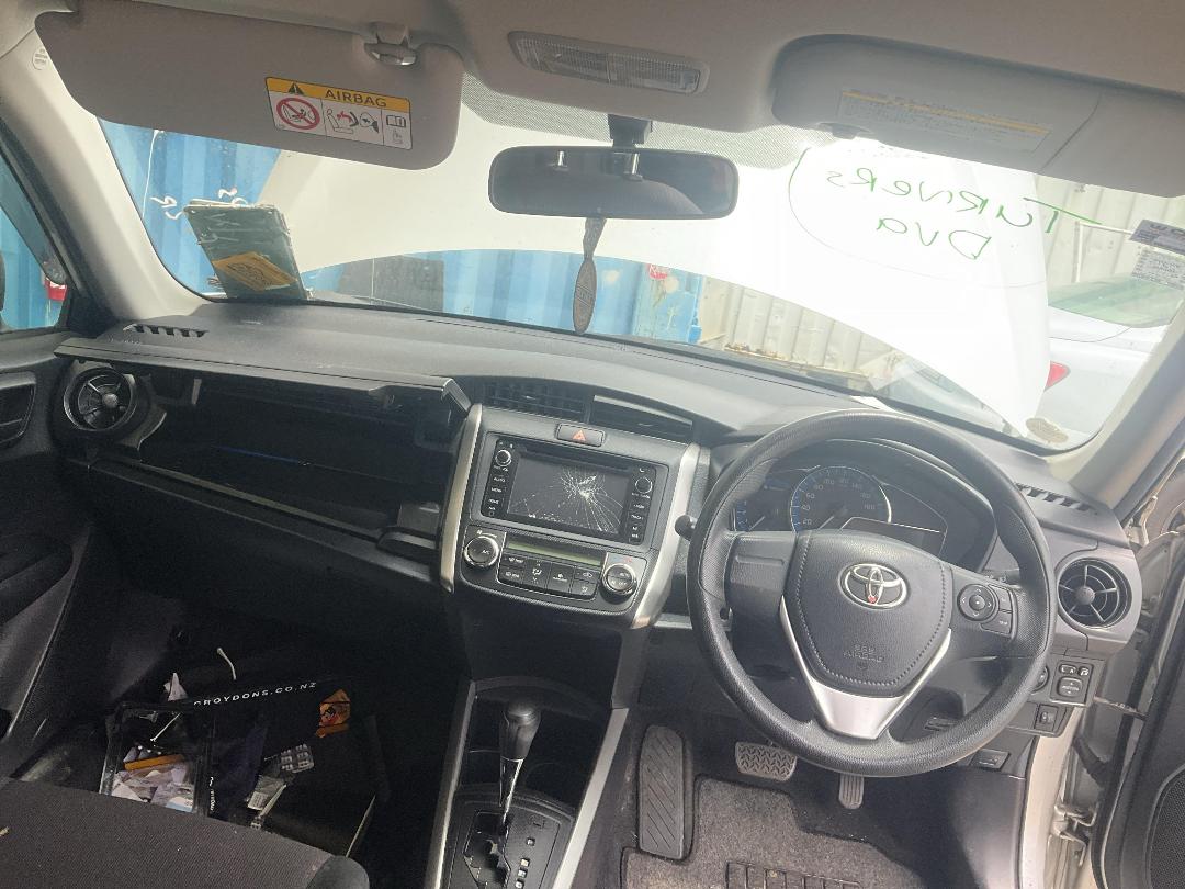 Photo '19' of Toyota Corolla Fielder Photo '19' of Toyota Corolla Fielder