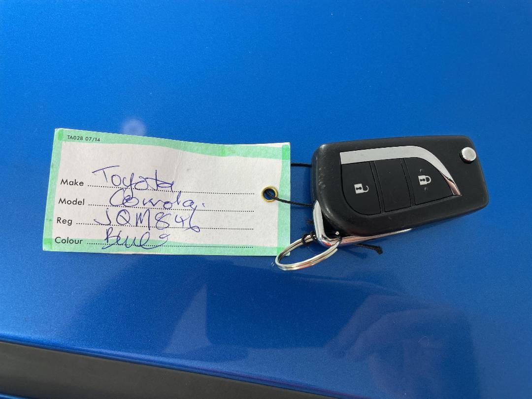 Photo '22' of Toyota Corolla