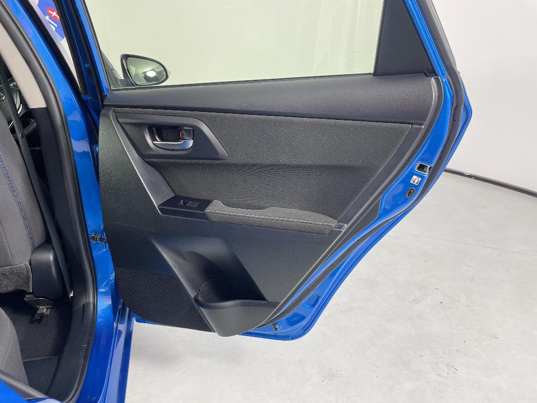 Photo '19' of Toyota Corolla