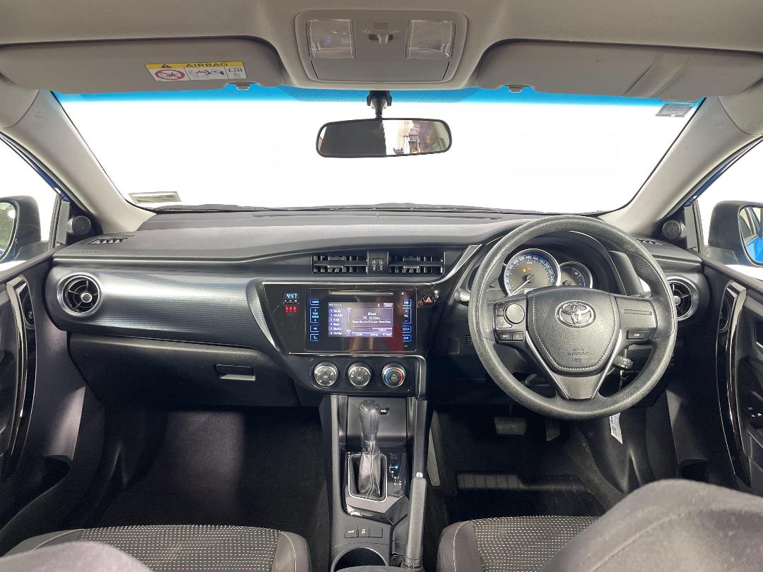 Photo '17' of Toyota Corolla